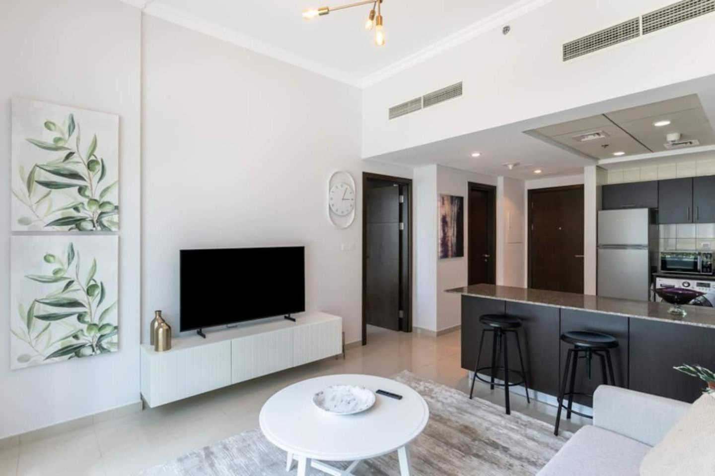 Luxurious 1 Bedroom Apartment In The Dubai Marina! Bagian luar foto