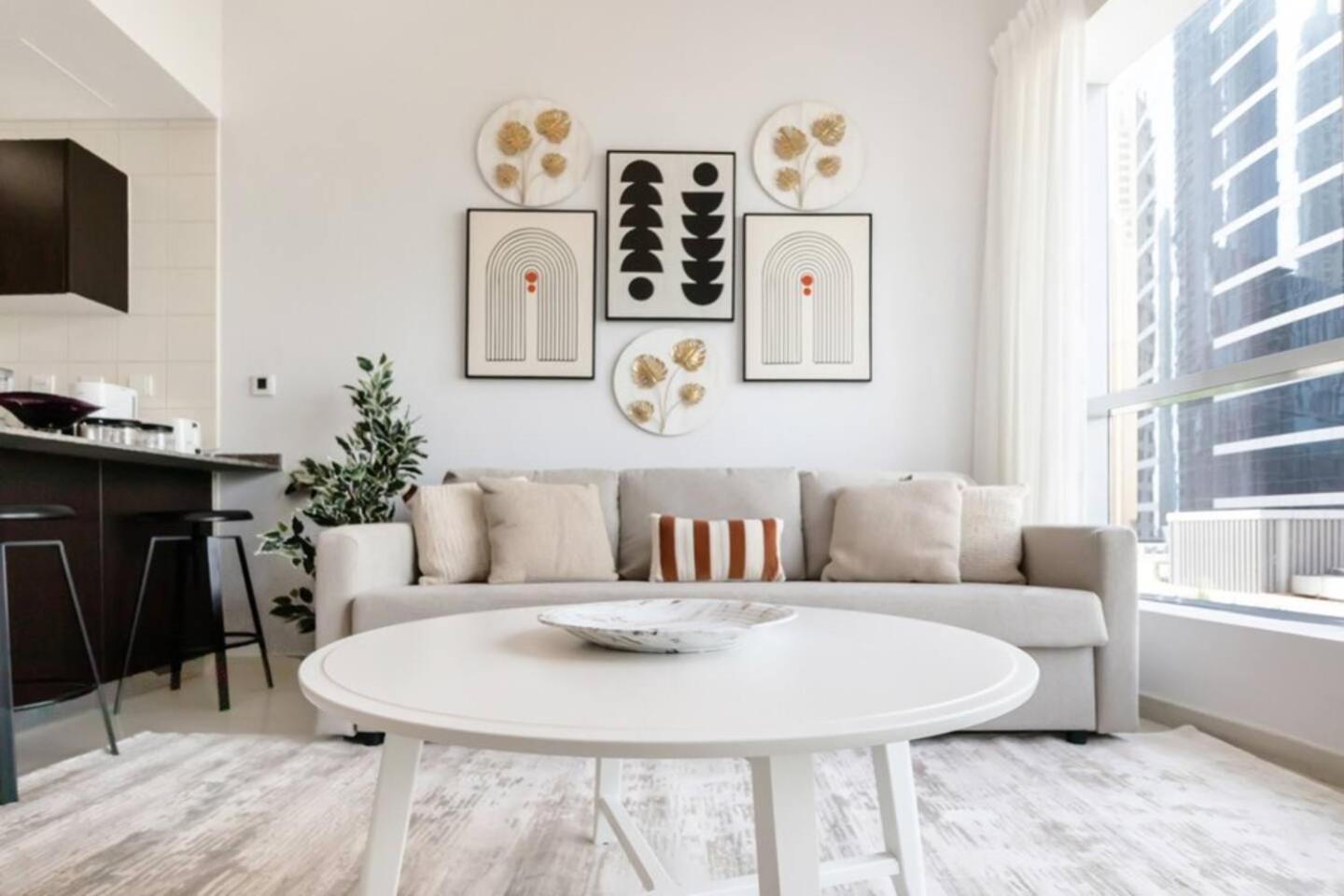 Luxurious 1 Bedroom Apartment In The Dubai Marina! Bagian luar foto